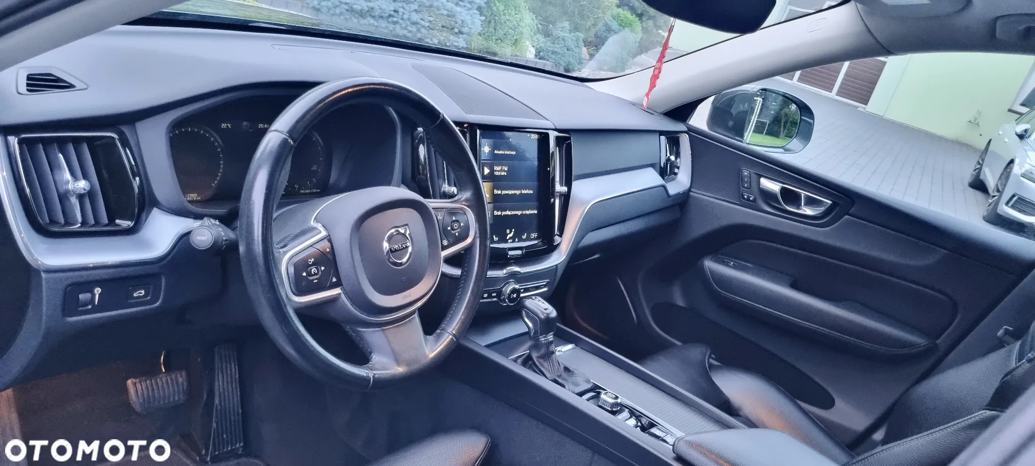 Volvo XC 60 D4 Geartronic Momentum Pro - 21