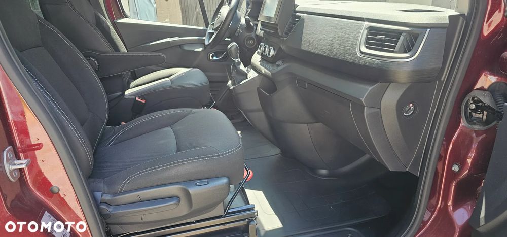 Renault Trafic - 11
