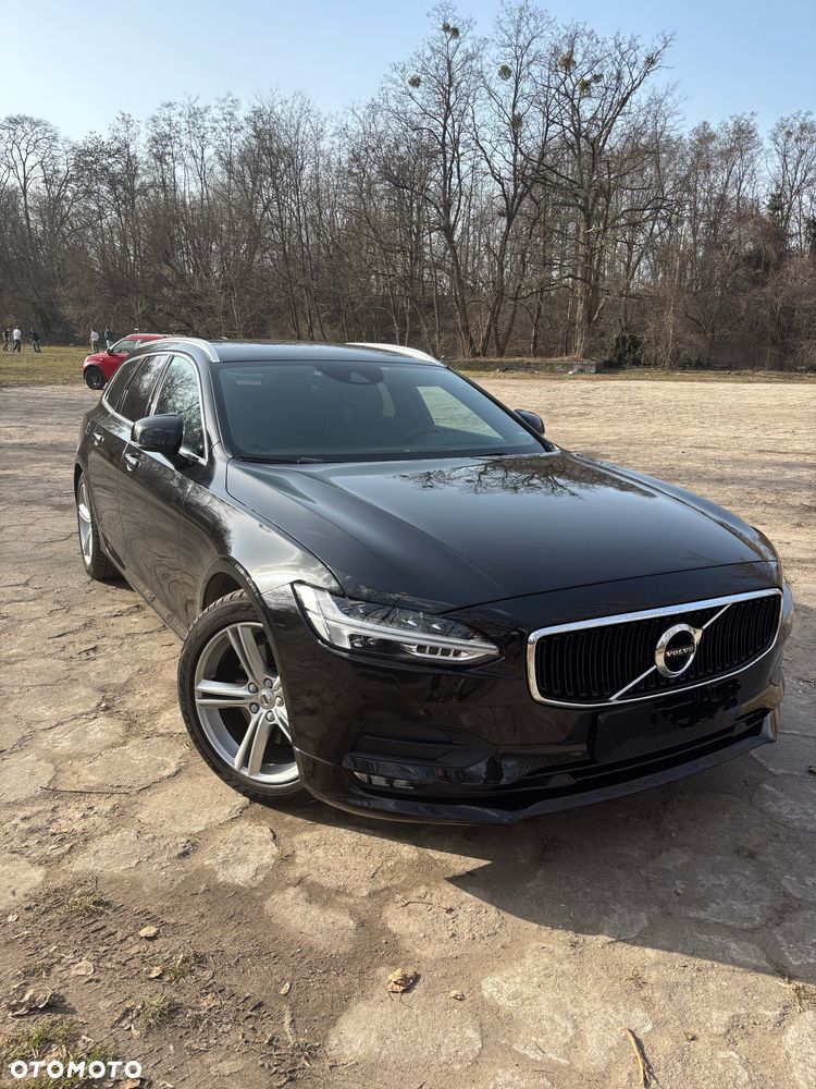 Volvo V90 D4 SCR AWD Momentum Pro - 1
