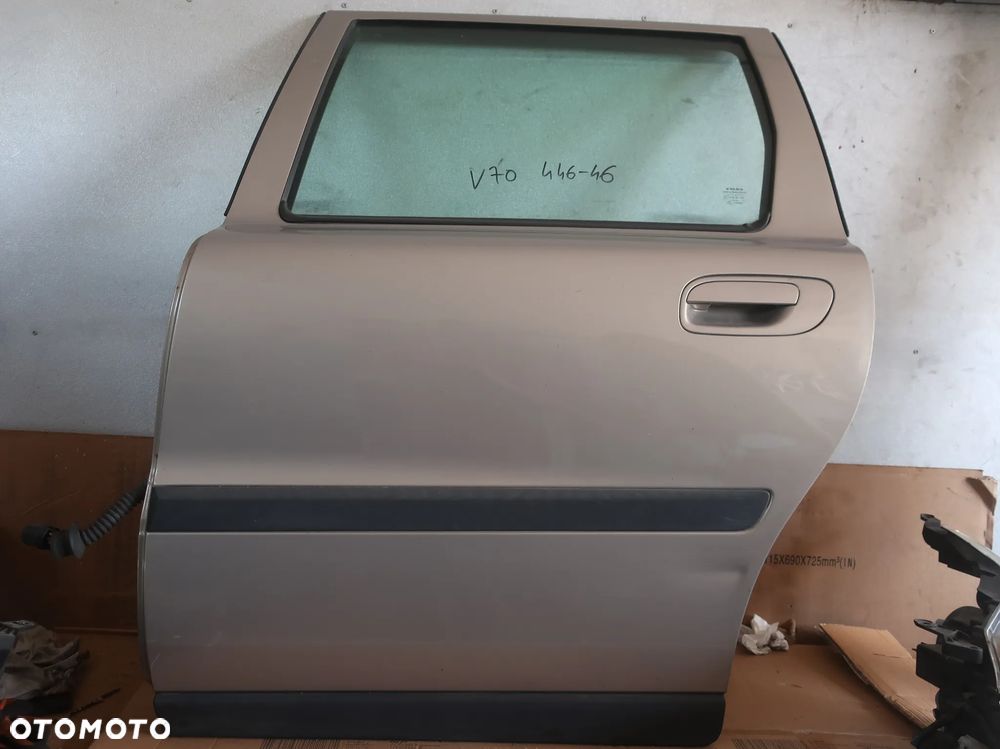 VOLVO V70 II 2000-2005 DRZWI LEWE TYŁ TYLNE 446-46 - 1