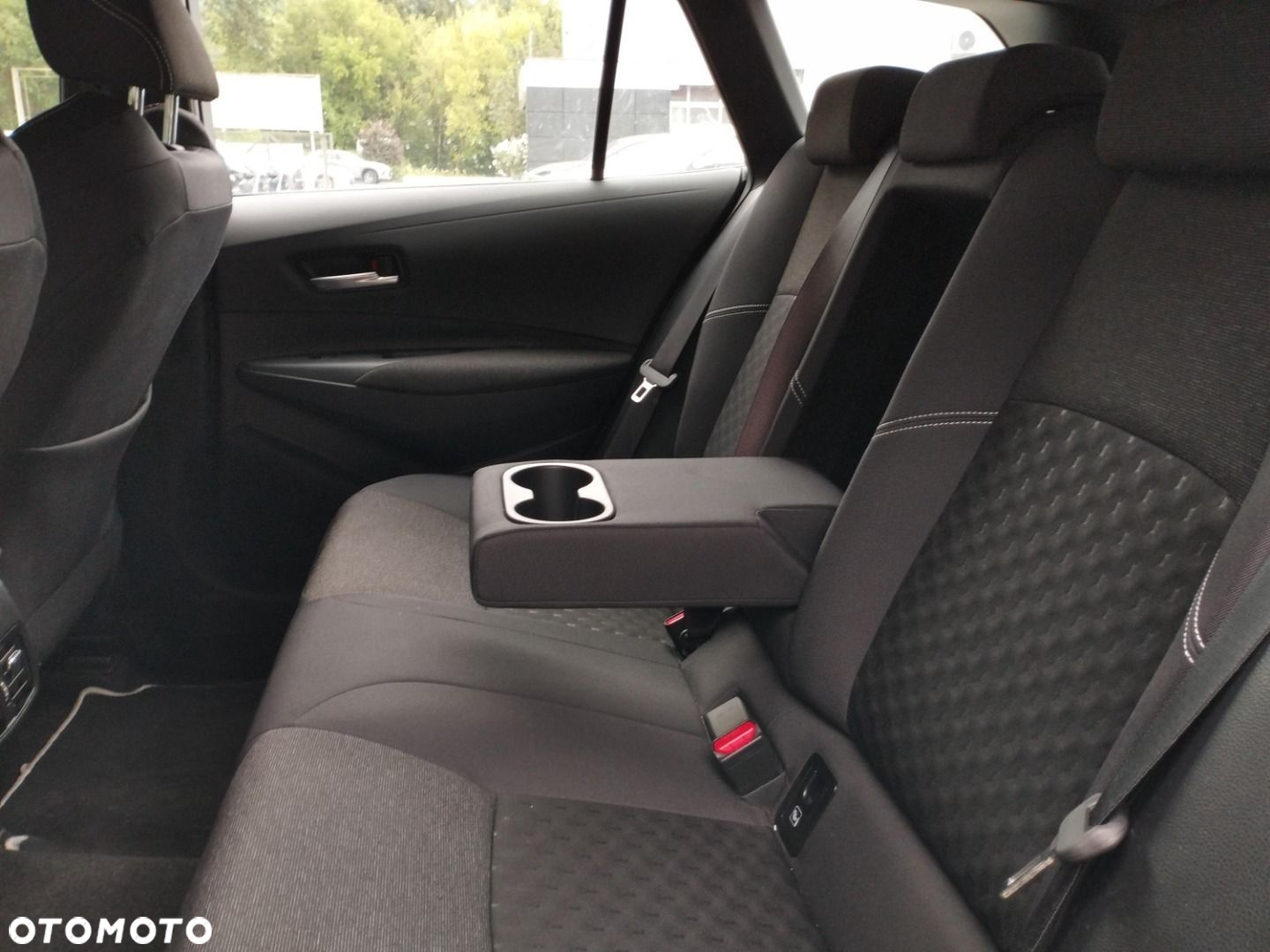 Toyota Corolla - 14