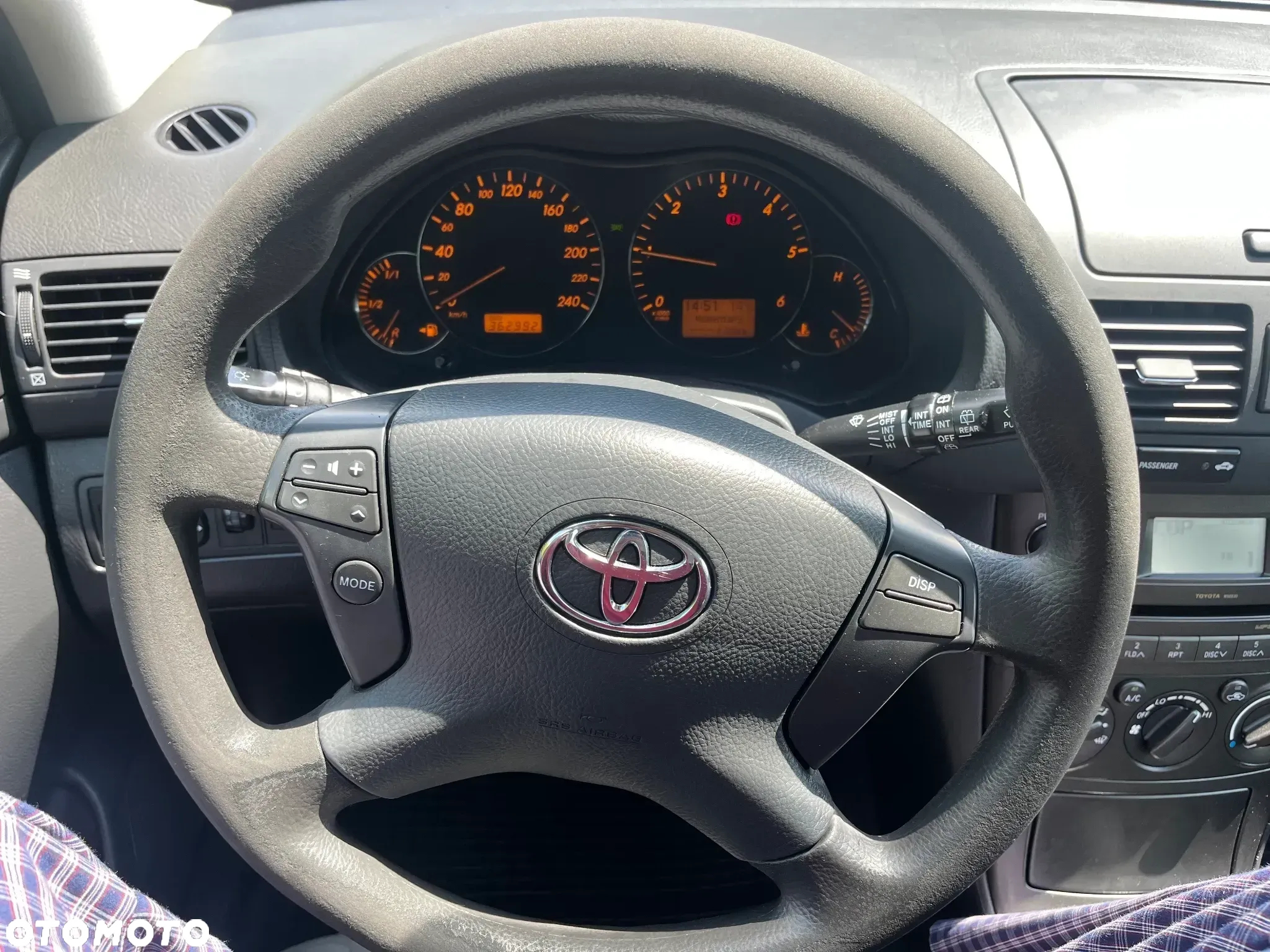 Toyota Avensis 2.0 D-4D Combi - 8