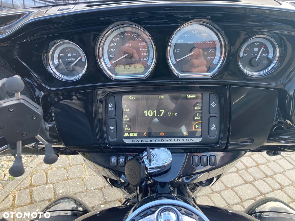 Harley-Davidson FLH Electra Glide - 5