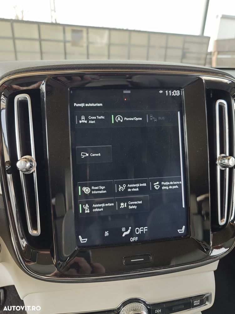 Volvo XC 40 D3 AWD Momentum - 22