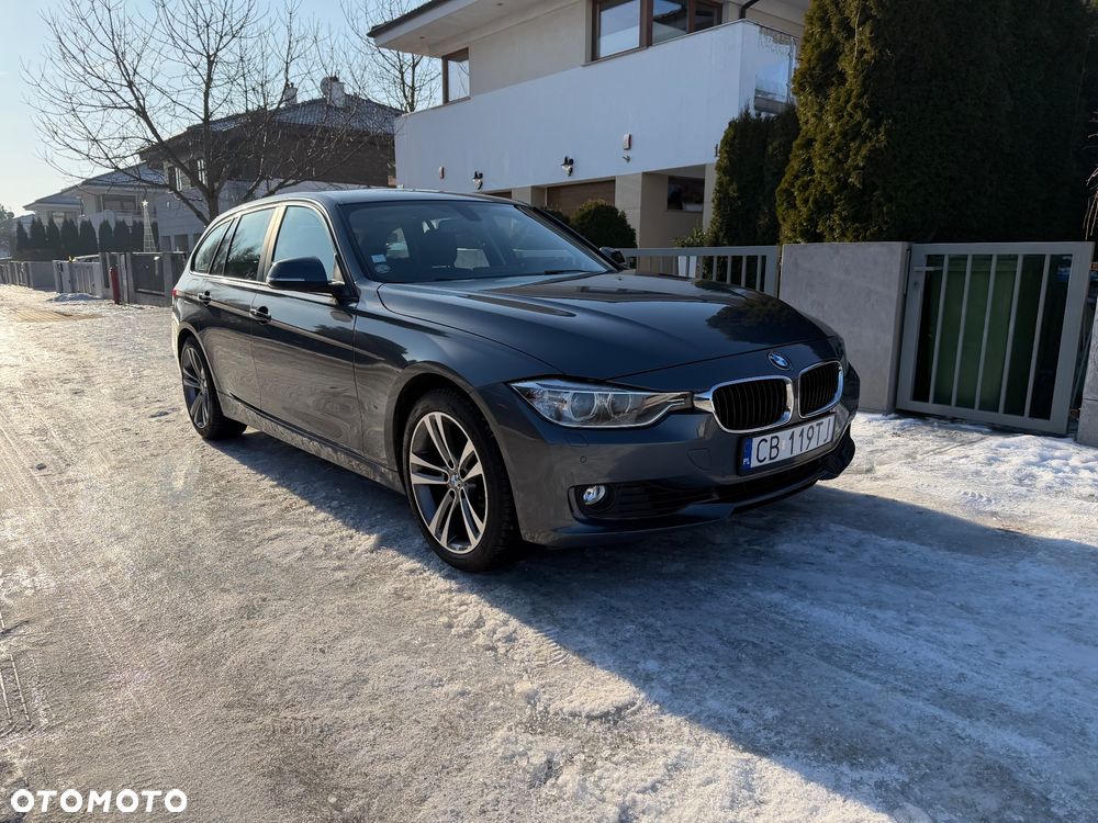 BMW Seria 3 328i xDrive Sport-Aut - 2