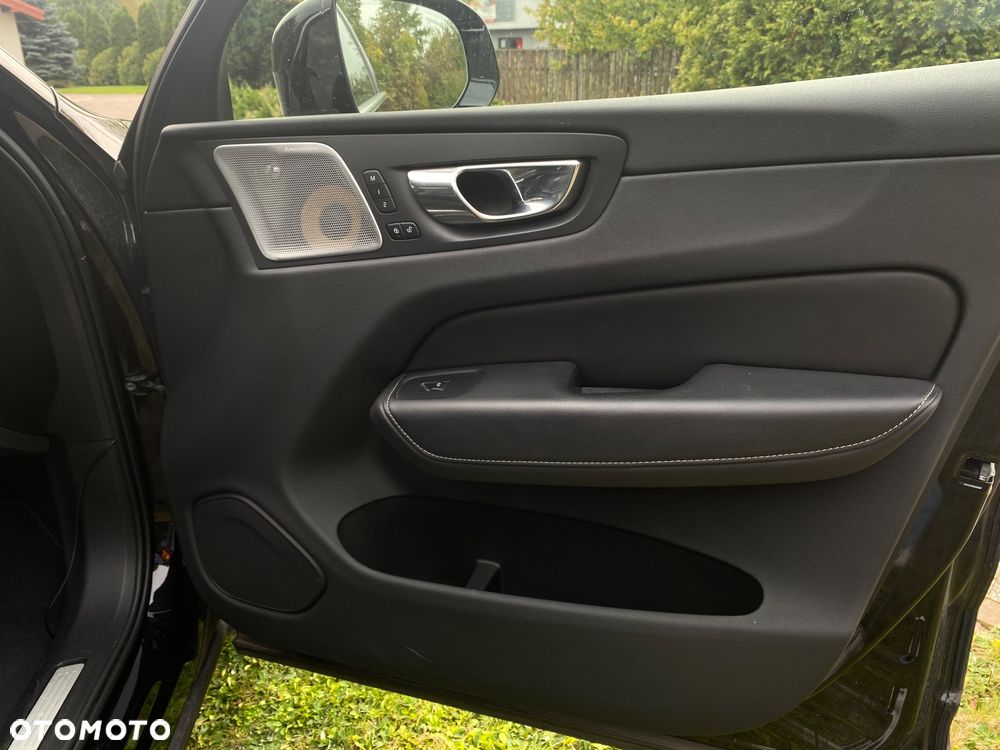 Volvo XC 60 B5 D AWD Inscription - 16
