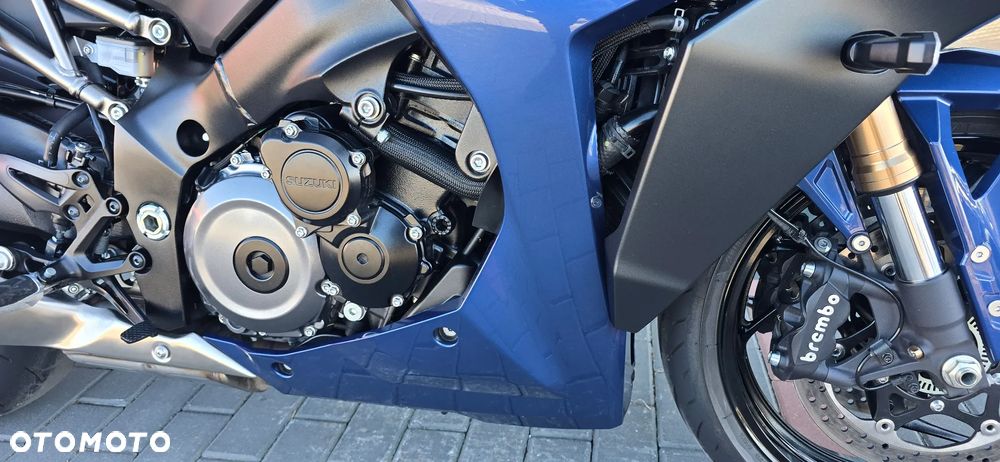 Suzuki GSX - 10