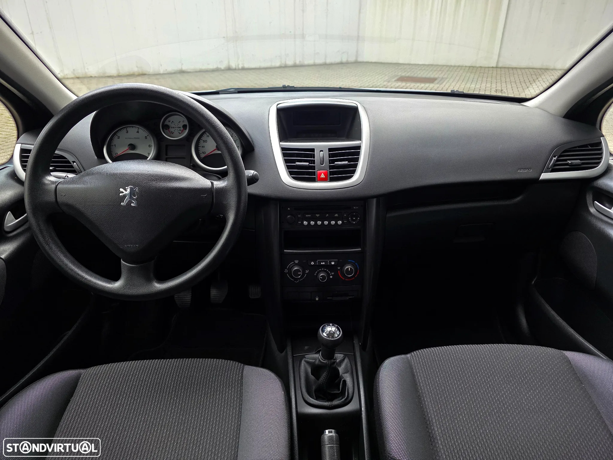 Peugeot 207 1.4 16V Active - 33