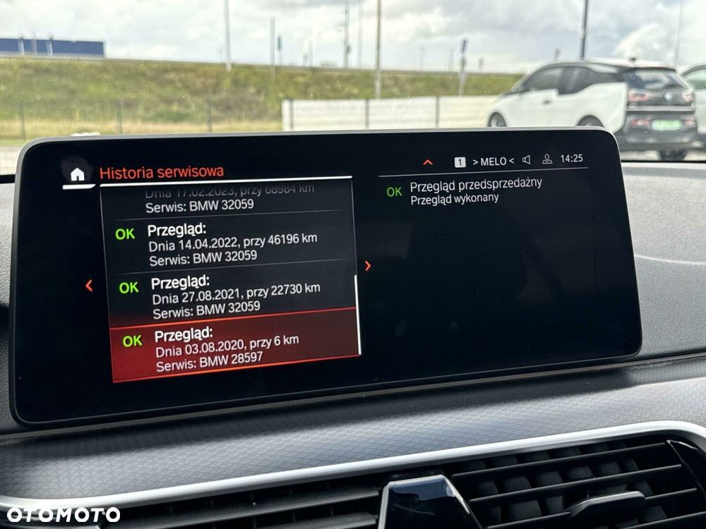 BMW Seria 5 520d M Sport - 27