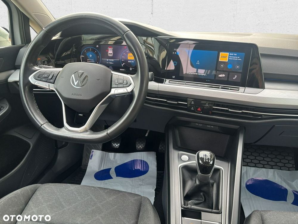 Volkswagen Golf - 22