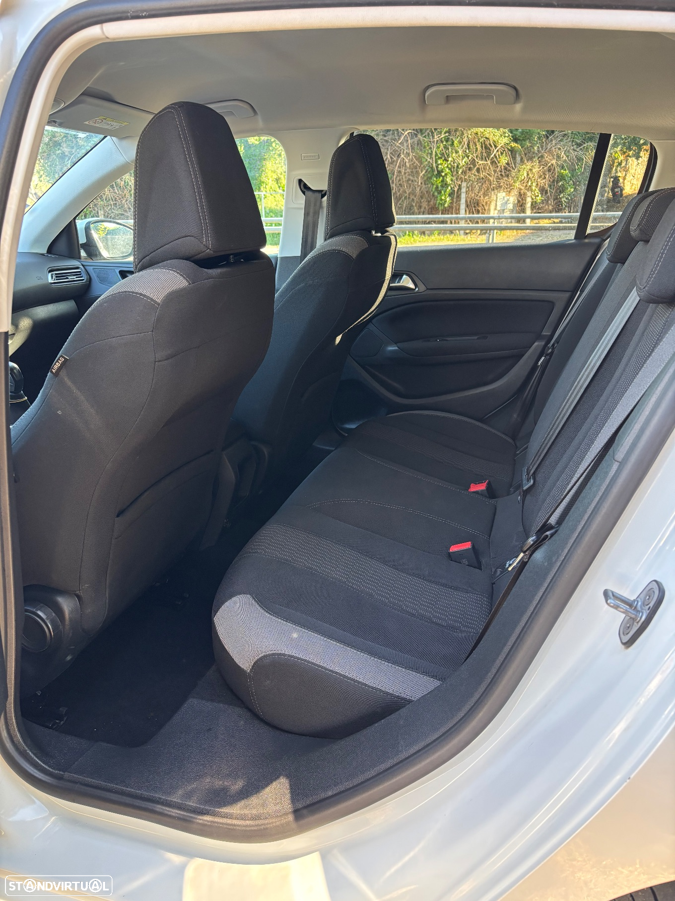 Peugeot 308 PureTech 110 Stop & Start Style - 16
