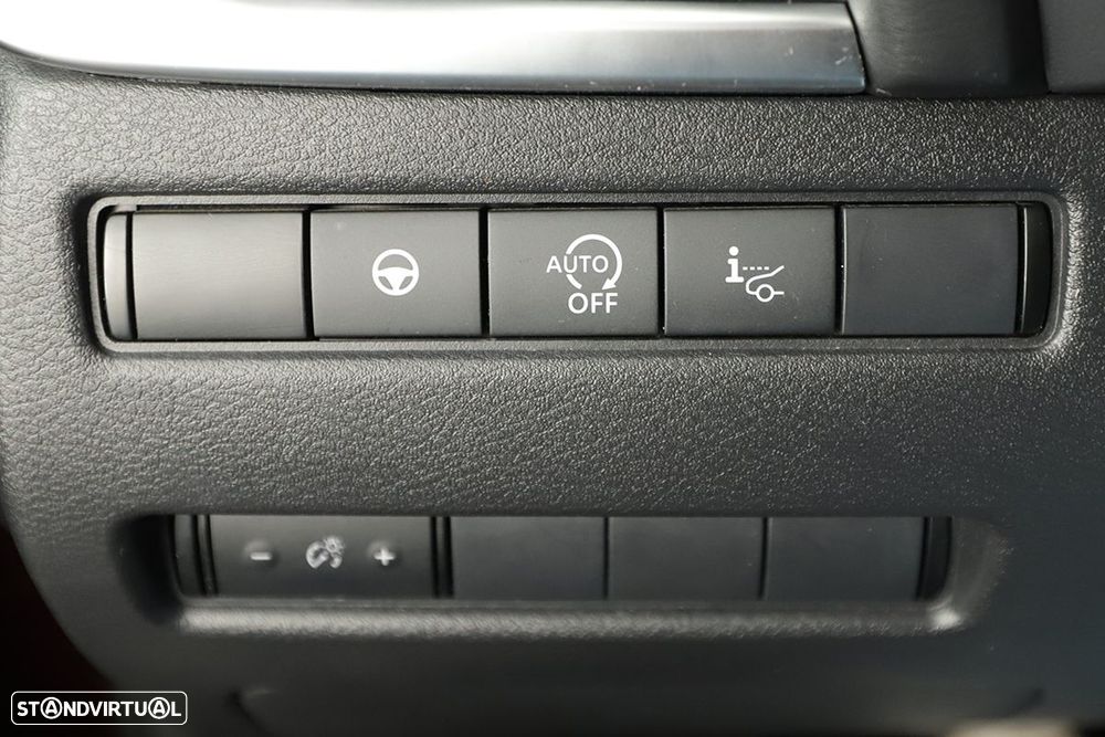 Nissan Qashqai 1.3 DIG-T N-Connecta - 19