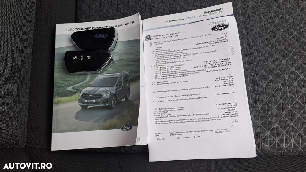 Ford Tourneo Connect 2.0L EcoBlue LWB Titanium - 41