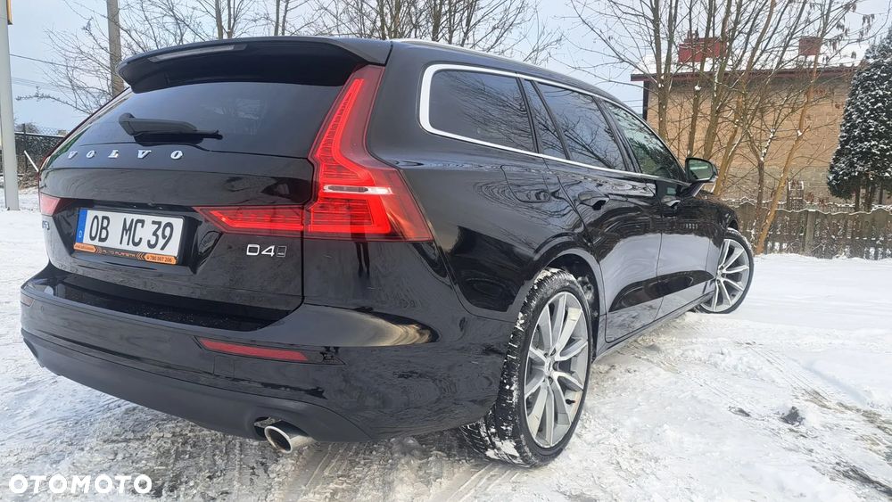 Volvo V60 D4 AWD Geartronic Momentum - 6