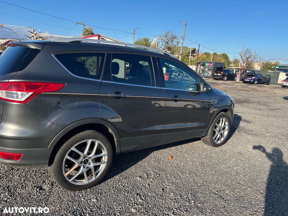 Ford Kuga - 23