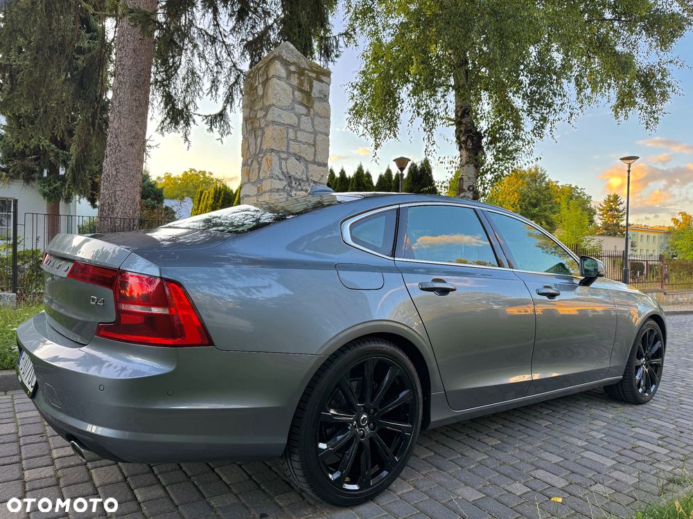Volvo S90 D4 Geartronic Momentum Pro - 13