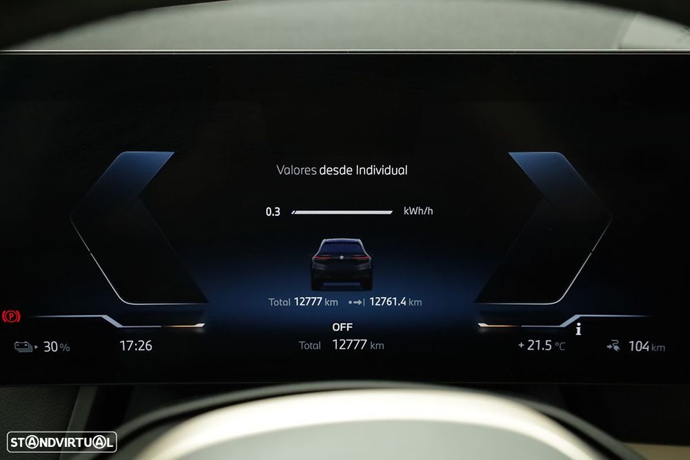 BMW iX xDrive 40 Pack Desportivo - 21