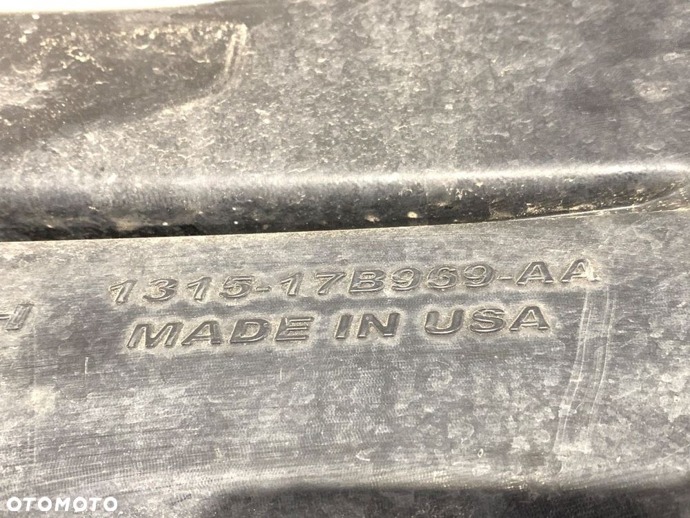 KRATKA HALOGENU LEWA  FORD USA MUSTANG coupe 2014 - 2022 2.3 EcoBoost 233 kW [317 KM] benzyna 2015 - - 3