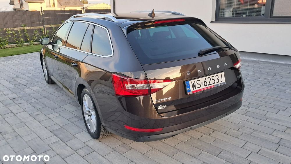 Skoda Superb 1.5 TSI Plug-in Hybrid L&K DSG - 2