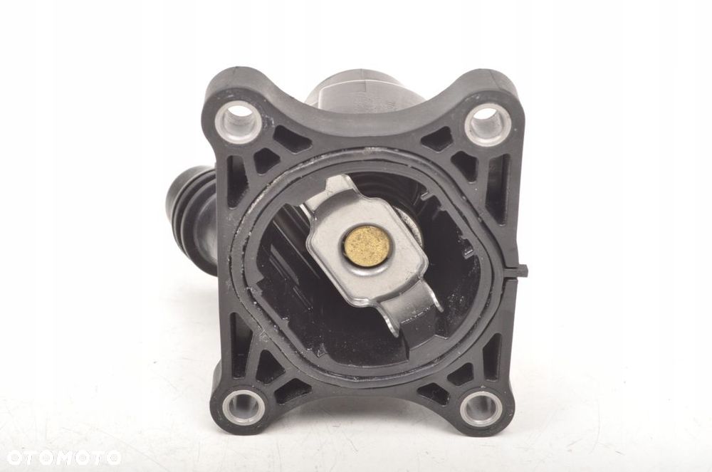 XC40 II 2.0 T4 OBUDOWA TERMOSTATU 31686046 2019R - 4