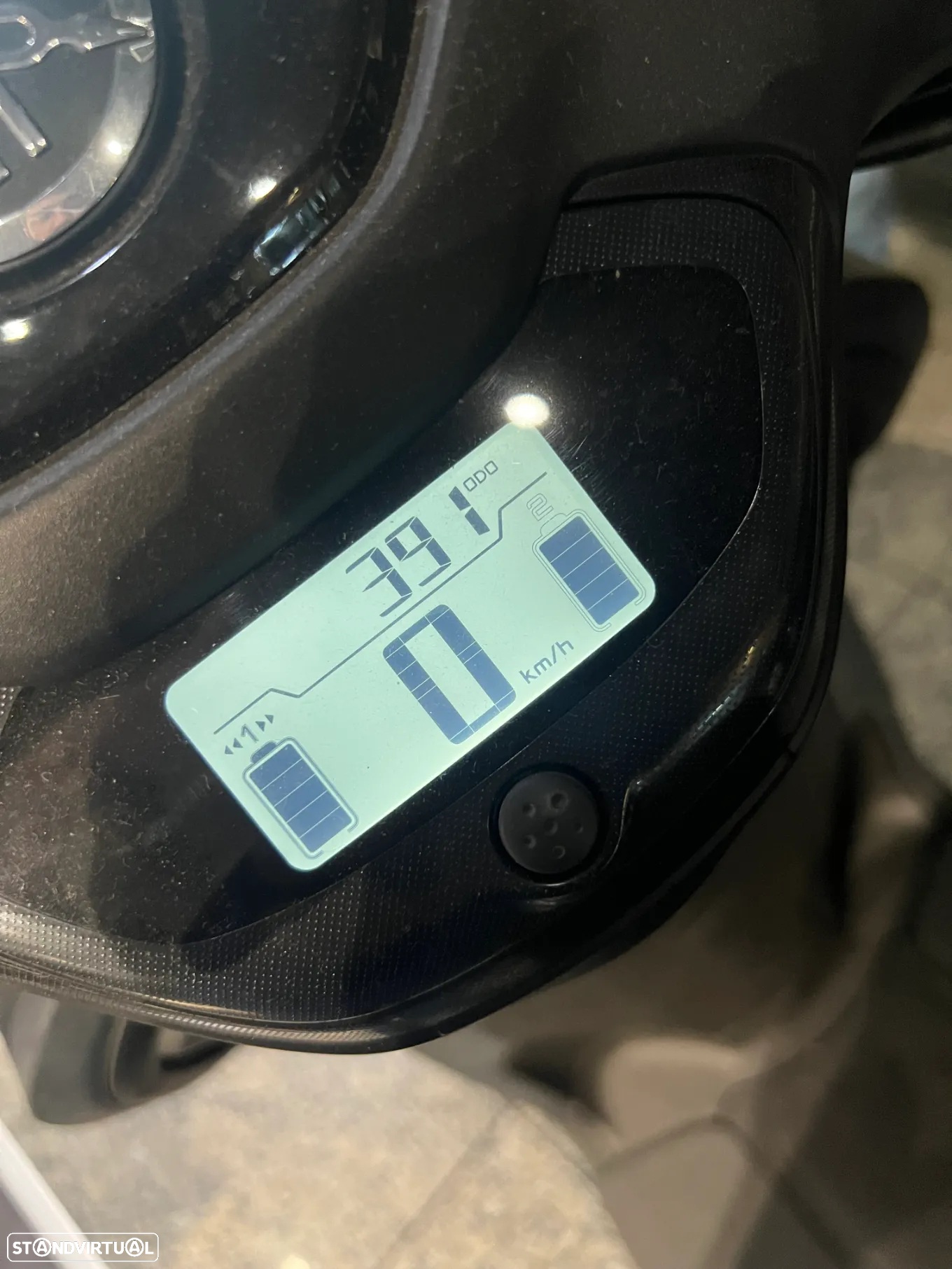 Yamaha NEOs - 4