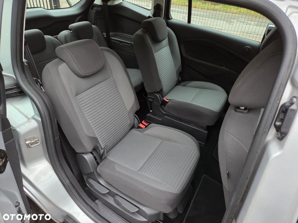 Ford Grand C-MAX 1.5 EcoBoost Start-Stopp-System Titanium - 22