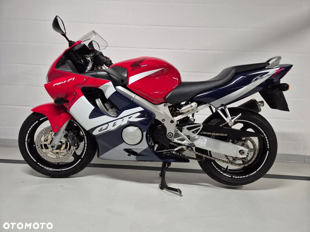 Honda CBR - 3