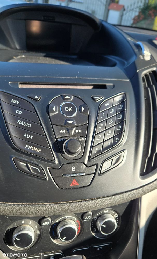 Ford Kuga 2.0 TDCi 4x4 Titanium - 29