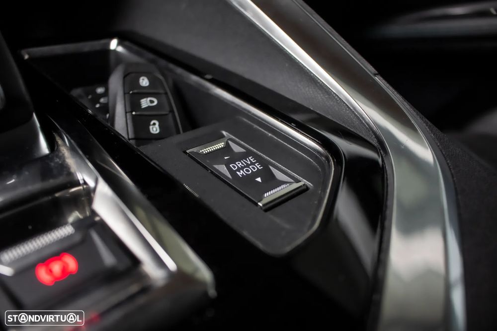 Peugeot 5008 PureTech 130 EAT8 Stop & Start Active Pack - 21