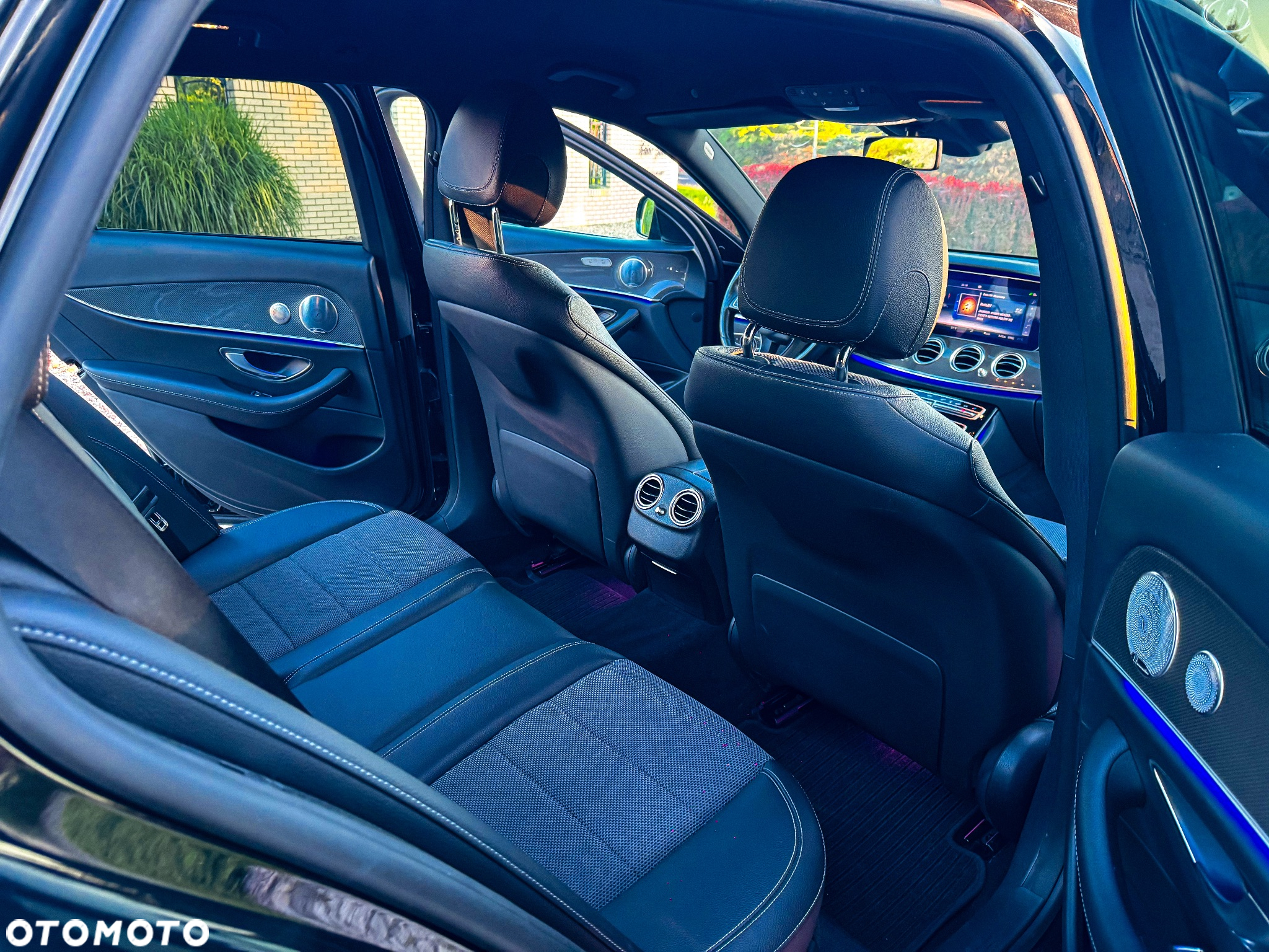 Mercedes-Benz Klasa E 350 BlueTEC 9G-TRONIC Avantgarde - 30