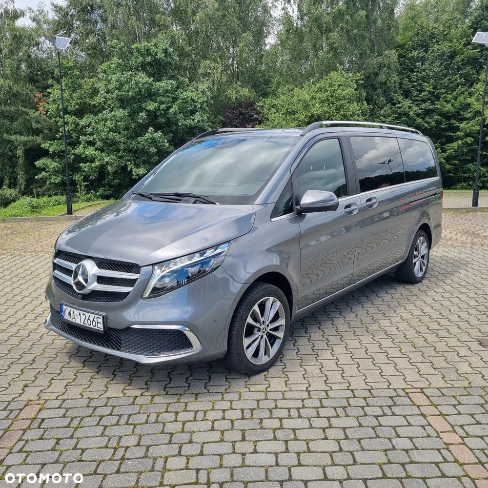 Mercedes-Benz V-Class 2022 photo 2