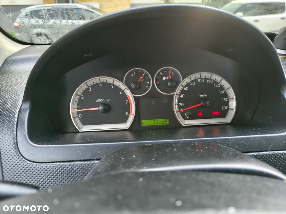 Chevrolet Aveo - 8