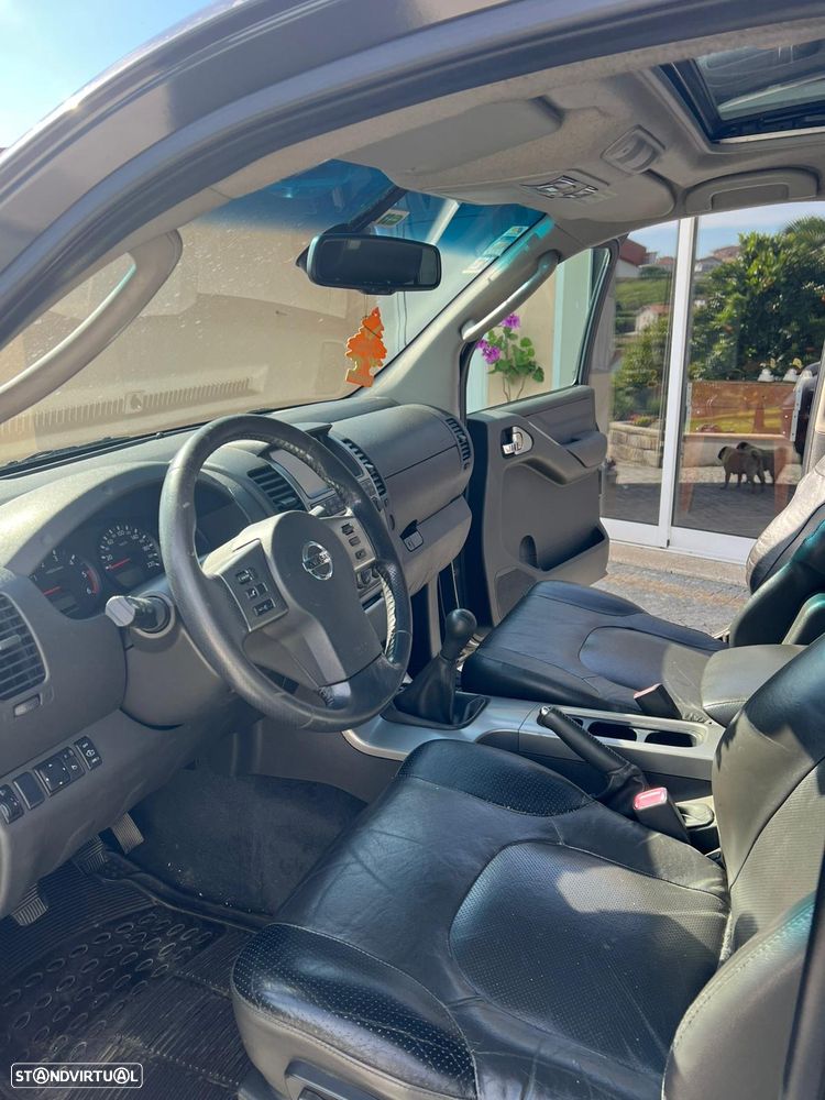 Nissan Navara 2.5 dCi CD LE - 4