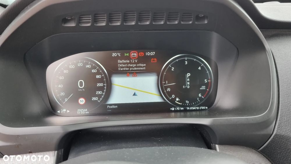 Volvo XC 90 - 40