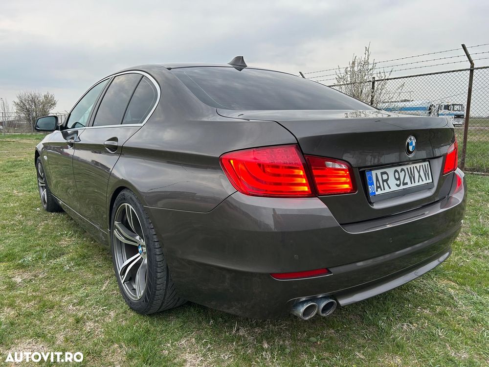 BMW Seria 5 525d Aut. - 3