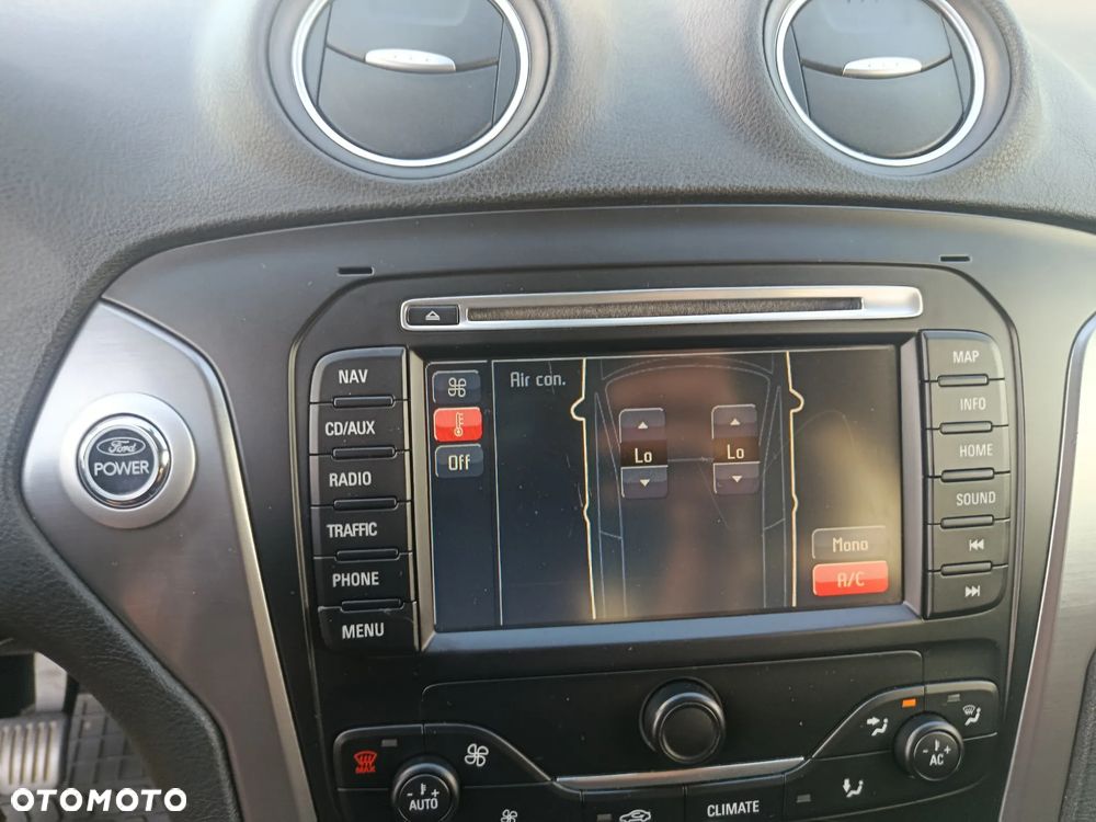 Ford Mondeo 2.0 TDCi Titanium - 28