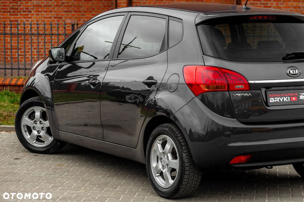 Kia Venga 1.6 CVVT Platinum Edition - 6