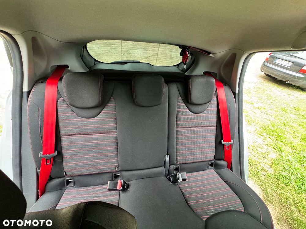 Renault Clio 1.6 Turbo R.S EDC Sport - 12