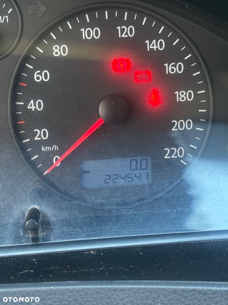 Volkswagen T5 - 8
