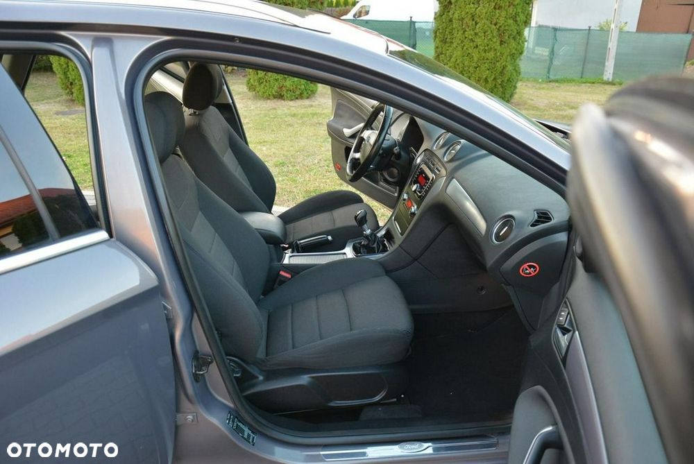 Ford Mondeo 2.0 TDCi Titanium - 15