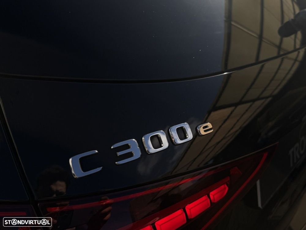 Mercedes-Benz C 300 e T 9G-TRONIC AMG Line - 23