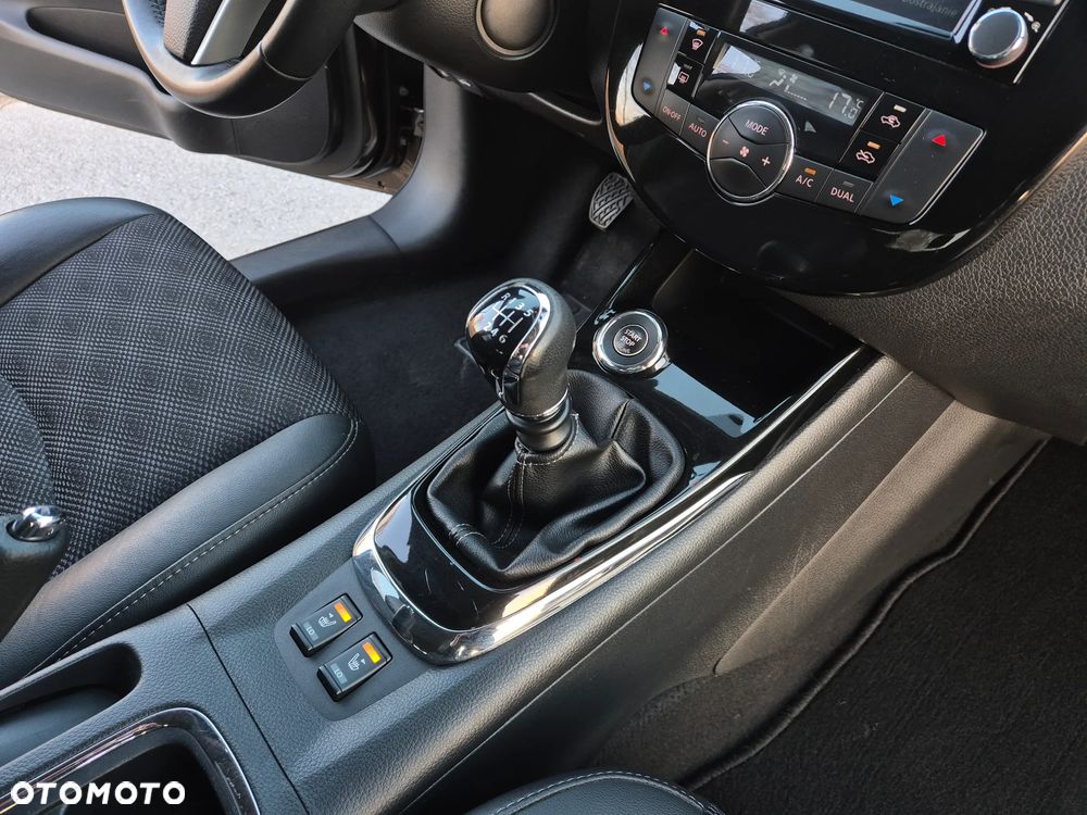 Nissan Pulsar 1.2 DIG-T Tekna - 25