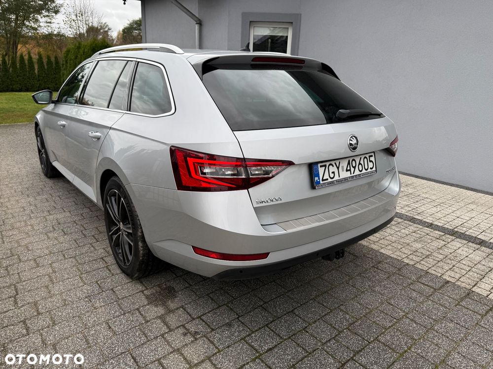 Skoda Superb Combi 1.6 TDI Ambition - 4