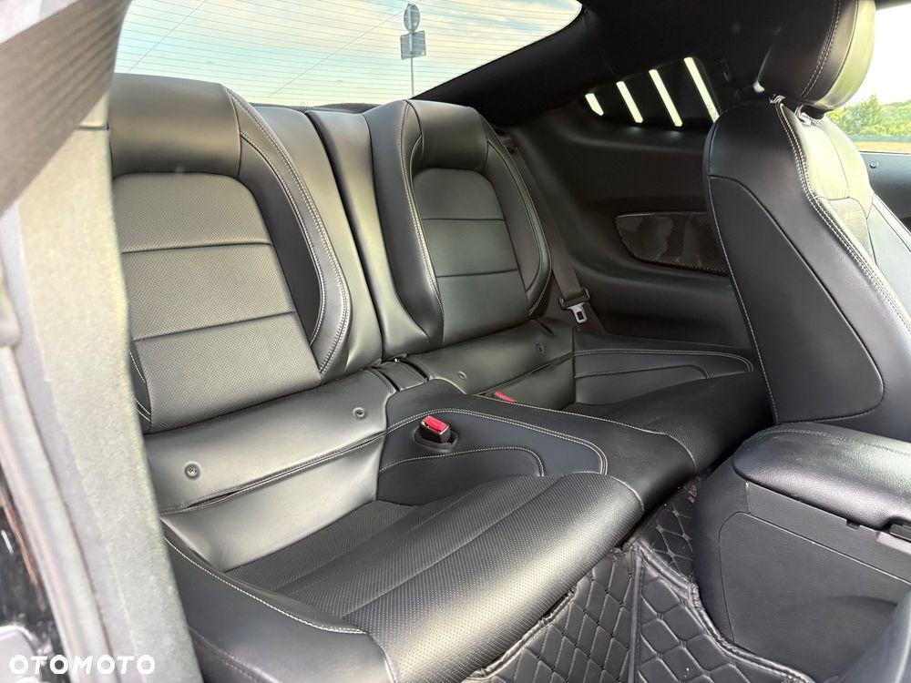 Ford Mustang 3.7 V6 Premium - 34