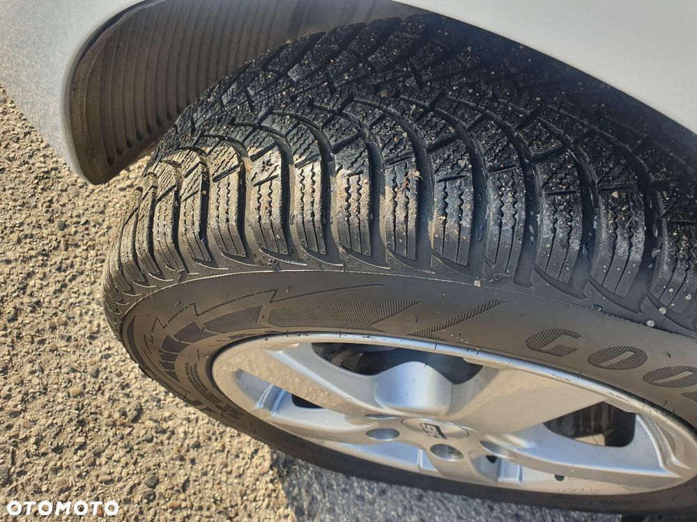 Hyundai i30 1.4 Intro Edition - 27