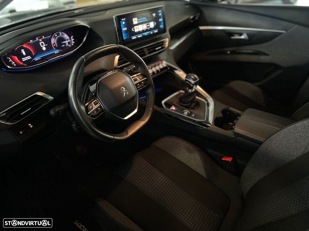 Peugeot 5008 - 9