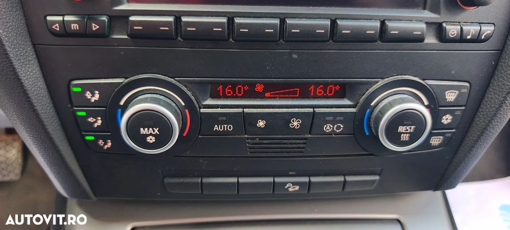 BMW Seria 3 325xi - 15