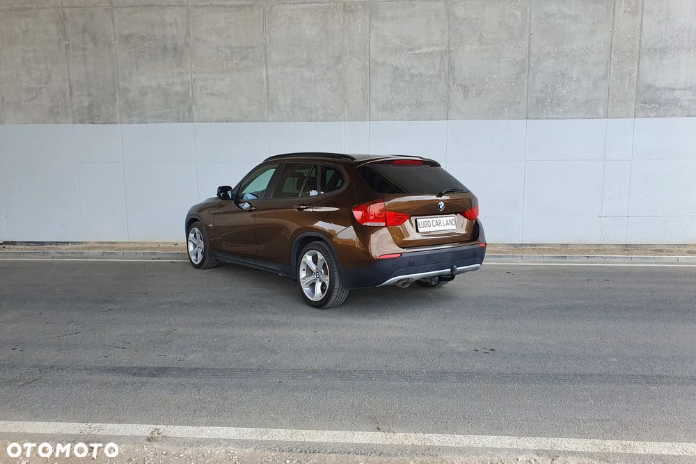 BMW X1 xDrive20d - 4