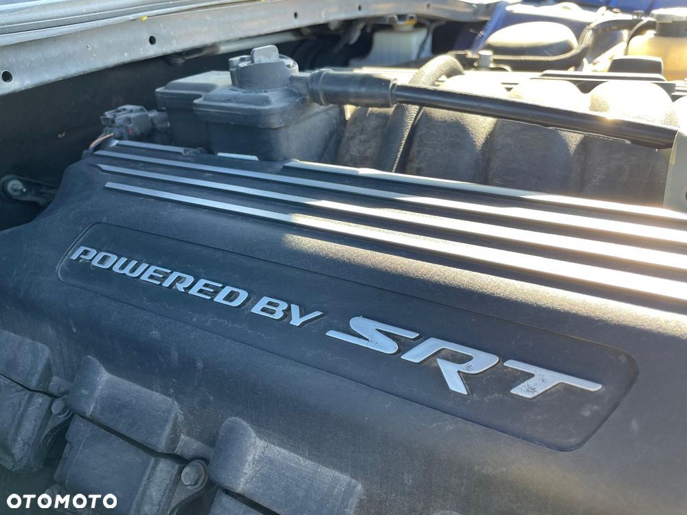 Dodge Challenger 6.4 Scat Pack - 8