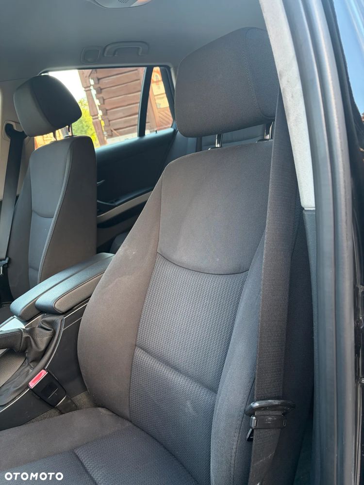 BMW Seria 3 318i - 17
